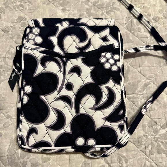 Vera Bradley Crossbody Mini Hipster “Night & Day print - Picture 3 of 4